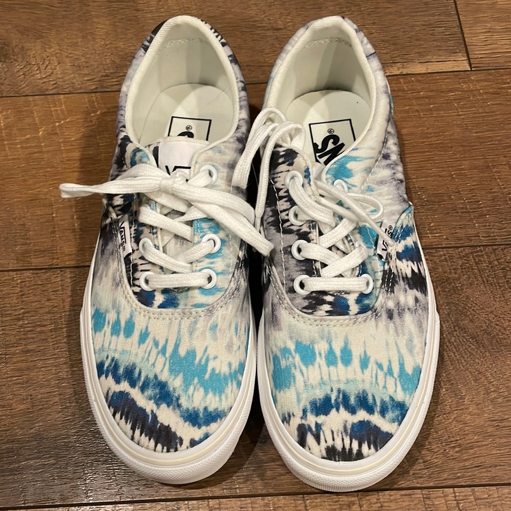 Vans Doheny Tie Die Blue - Women’s 6.5